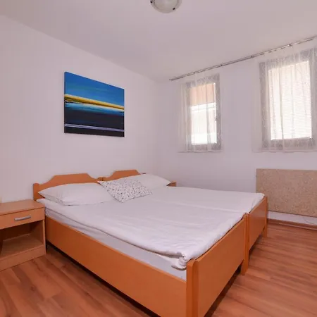 Les Gostinjska kuća Brezice
