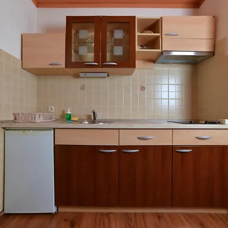Gostinjska kuća Les