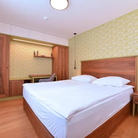 Les 4* Brezice