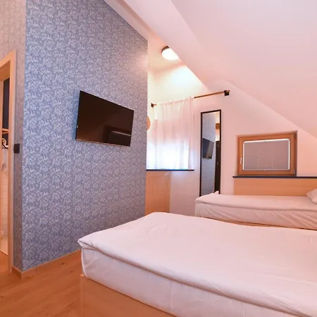 Gostinjska kuća Les 4*