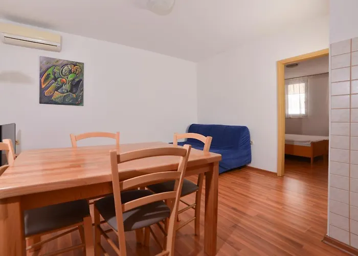 ゲストハウス Les